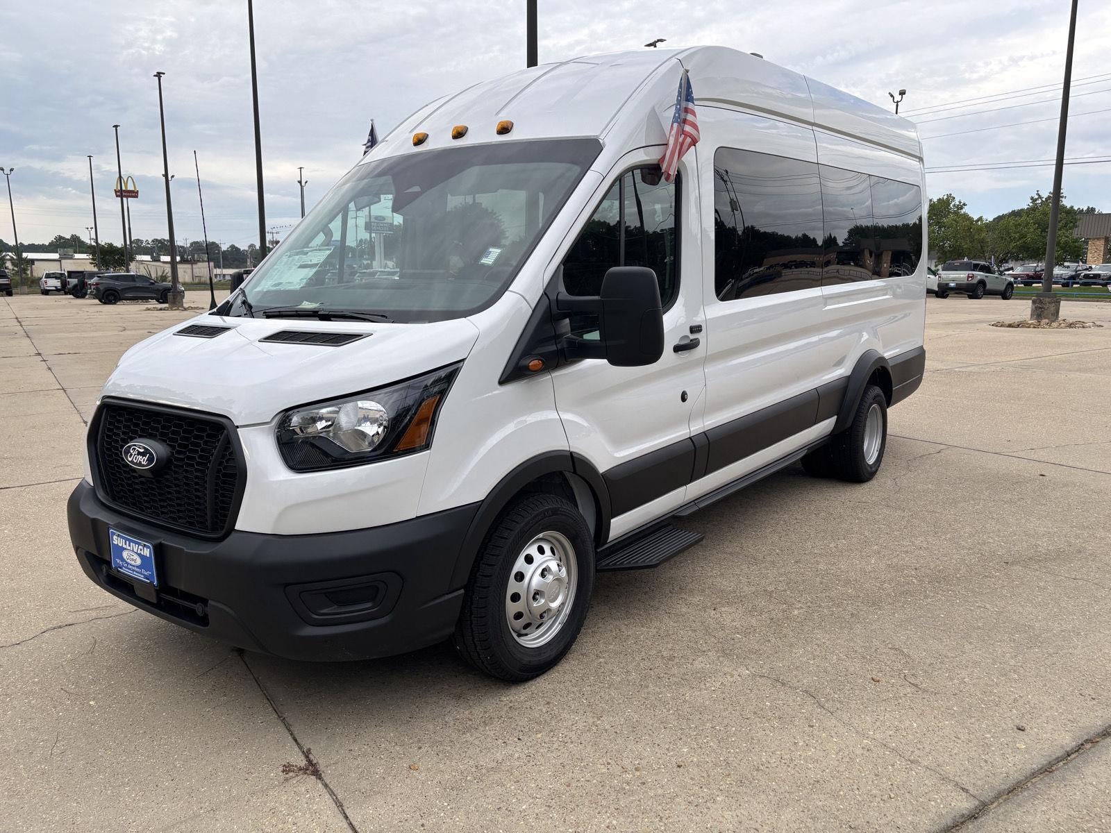 2026 Ford Transit Passenger Wagon Passenger Van XL