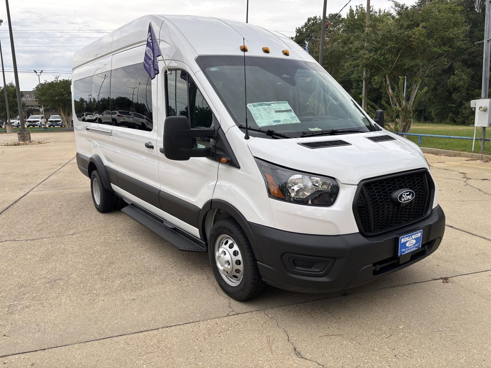 2026 Ford Transit Passenger Wagon Passenger Van XL