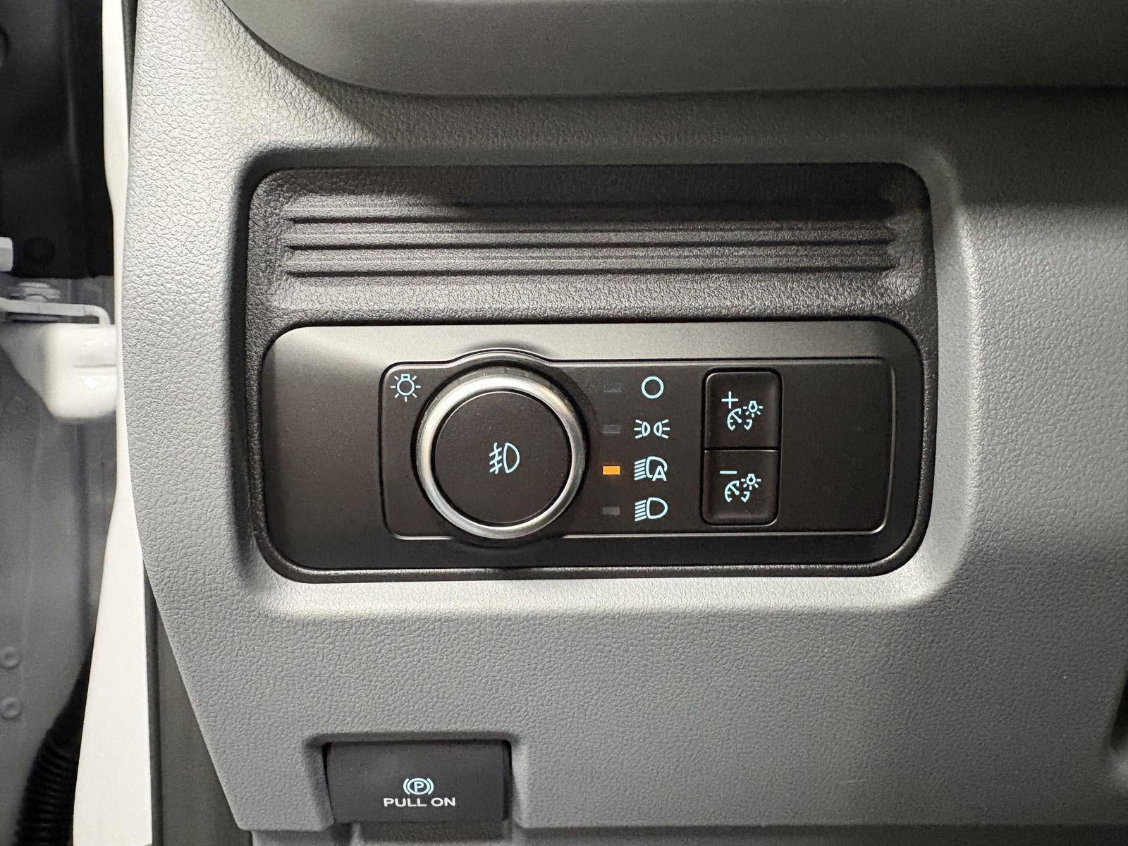 2026 Ford Super Duty F-550 DRW F-550® XL
