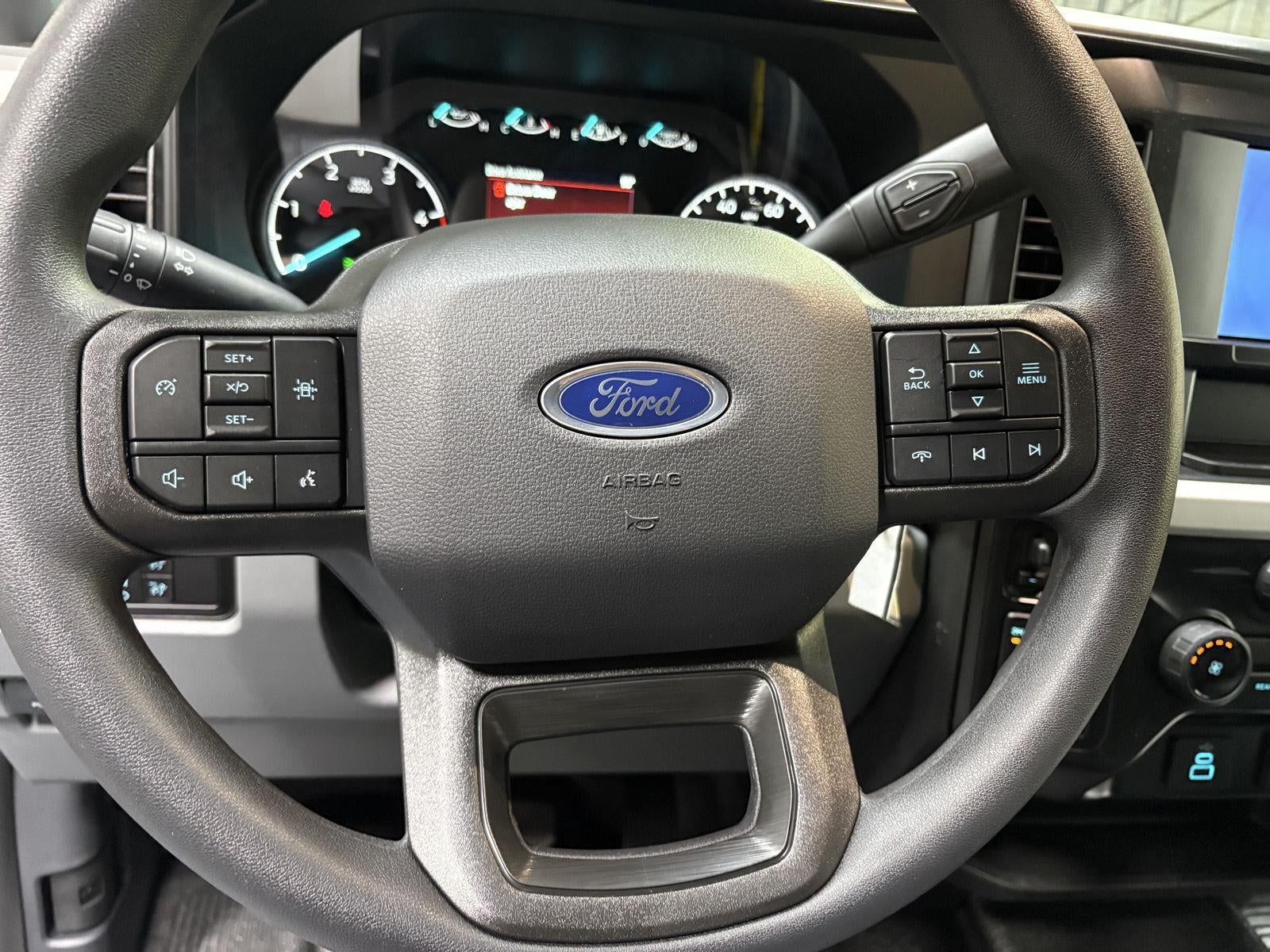 2026 Ford Super Duty F-550 DRW F-550® XL