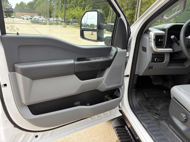 2026 Ford Super Duty F-350 DRW F-350® XL