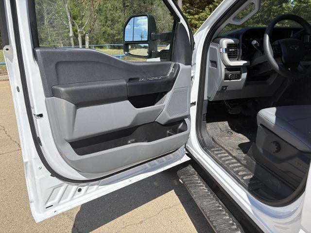 2026 Ford Super Duty F-350 DRW F-350® XL