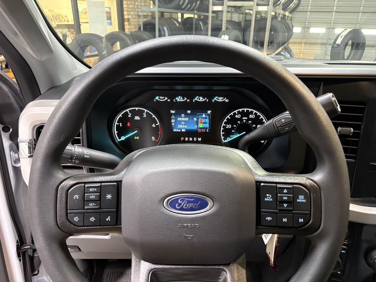 2026 Ford Super Duty F-350 DRW XL