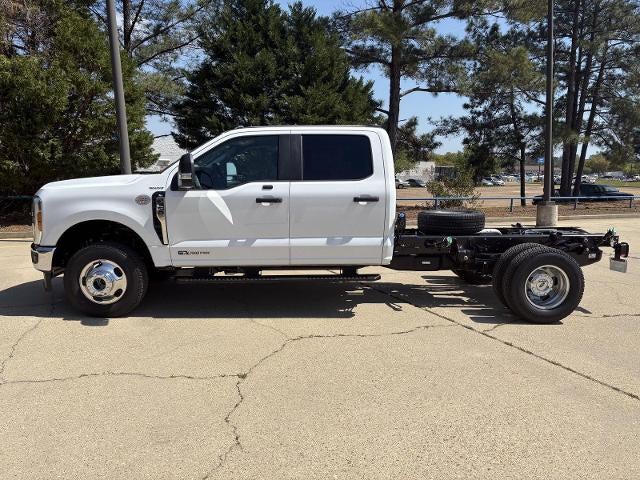 2026 Ford Super Duty F-350 DRW F-350® XL