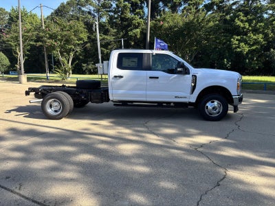 2026 Ford Super Duty F-350 DRW F-350® XL