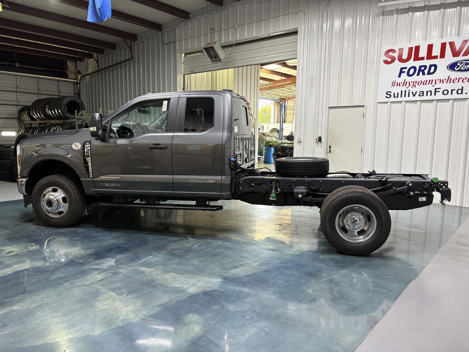 2026 Ford Super Duty F-350 DRW F-350® XL
