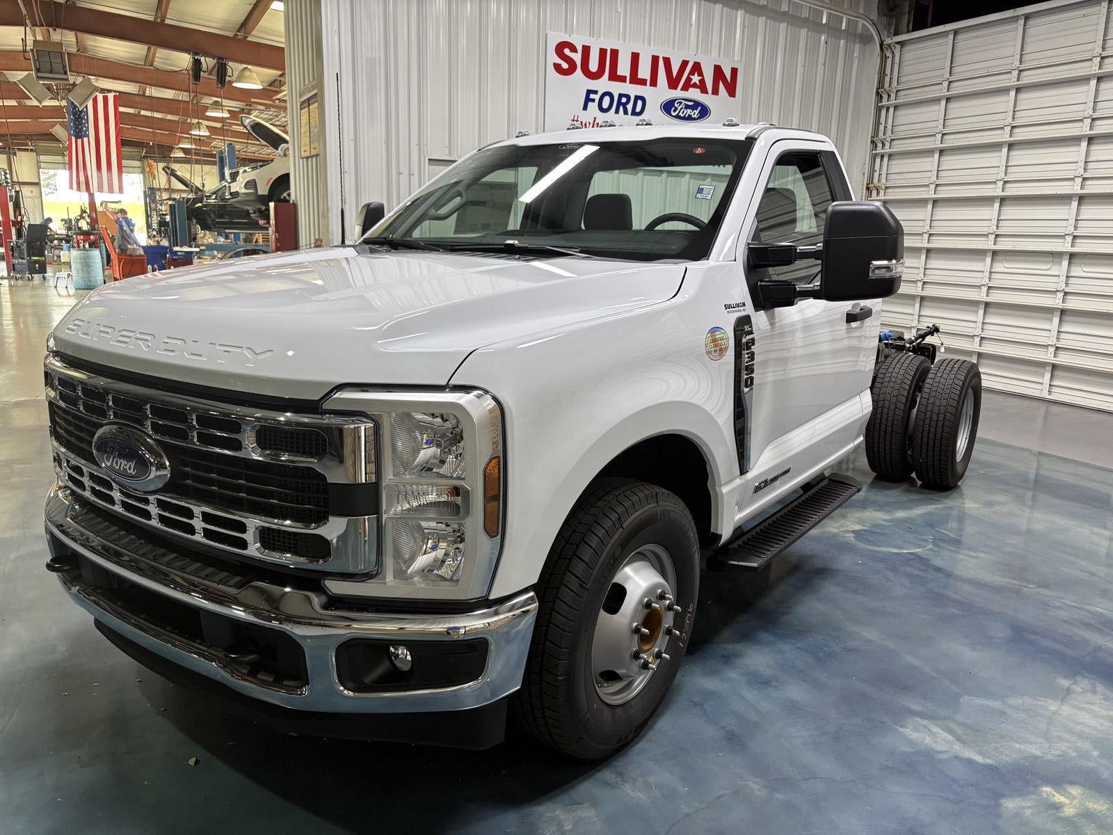 2026 Ford Super Duty F-350 DRW XL
