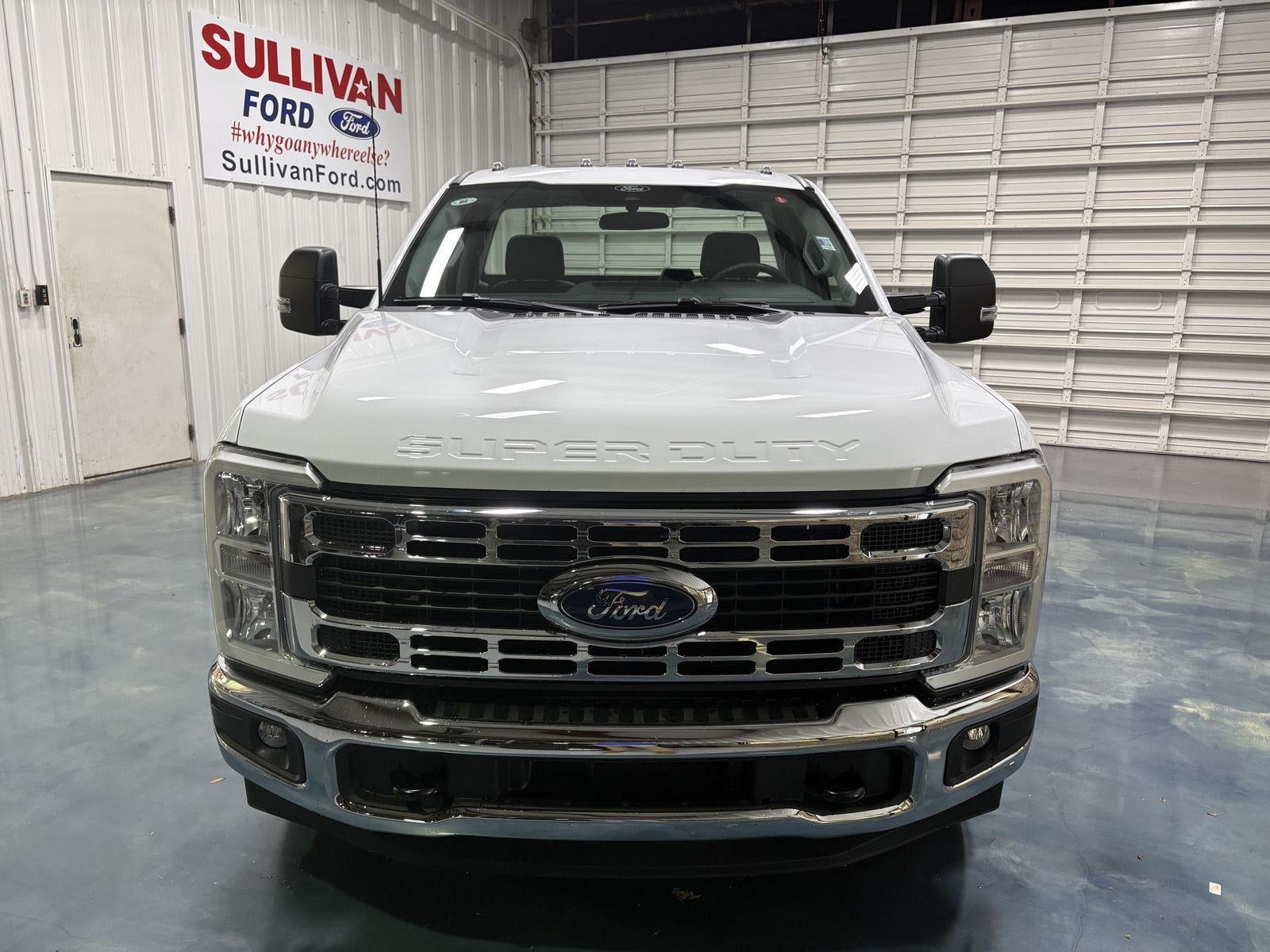 2026 Ford Super Duty F-350 DRW XL