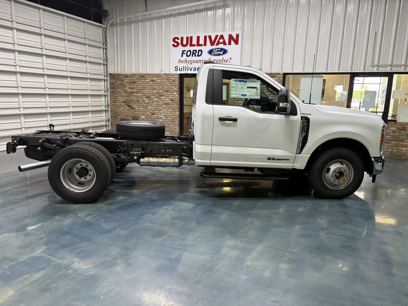 2026 Ford Super Duty F-350 DRW XL