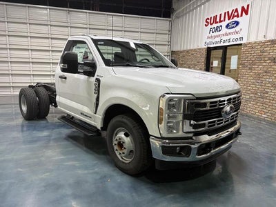 2026 Ford Super Duty F-350 DRW F-350® XL