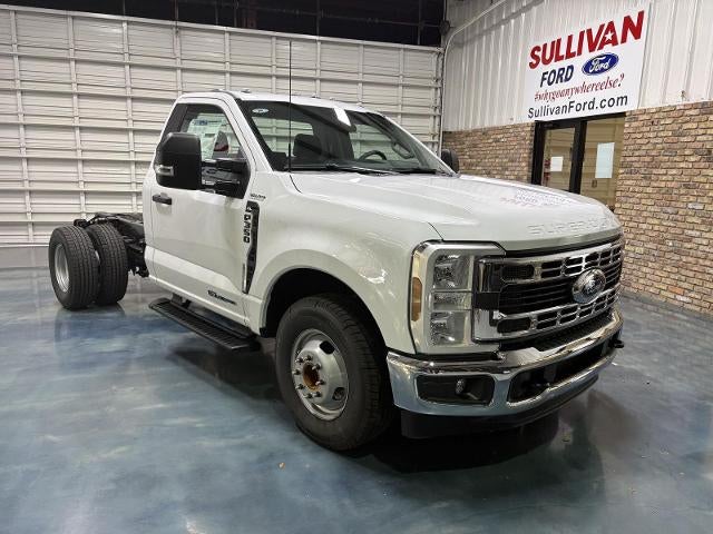 2026 Ford Super Duty F-350 DRW F-350® XL