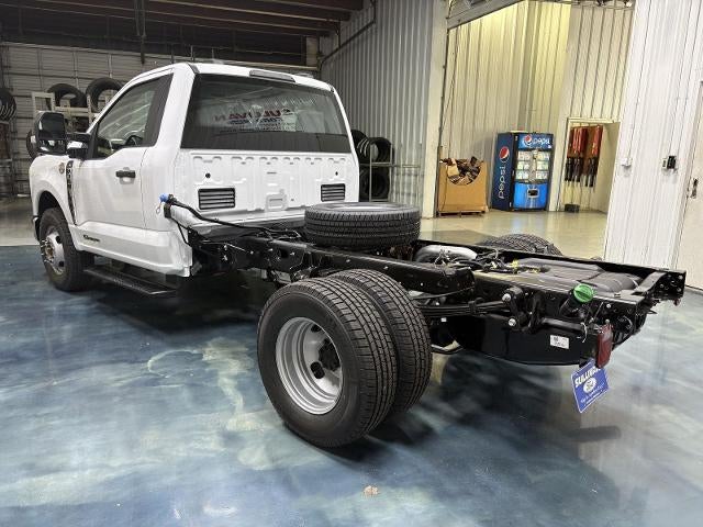 2026 Ford Super Duty F-350 DRW F-350® XL