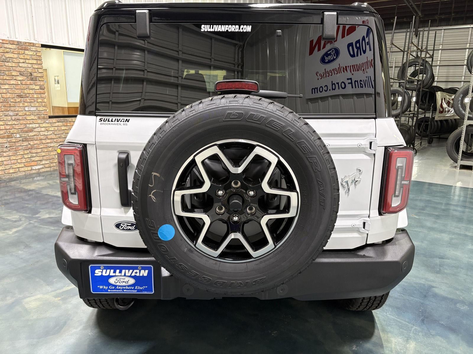 2026 Ford Bronco Outer Banks