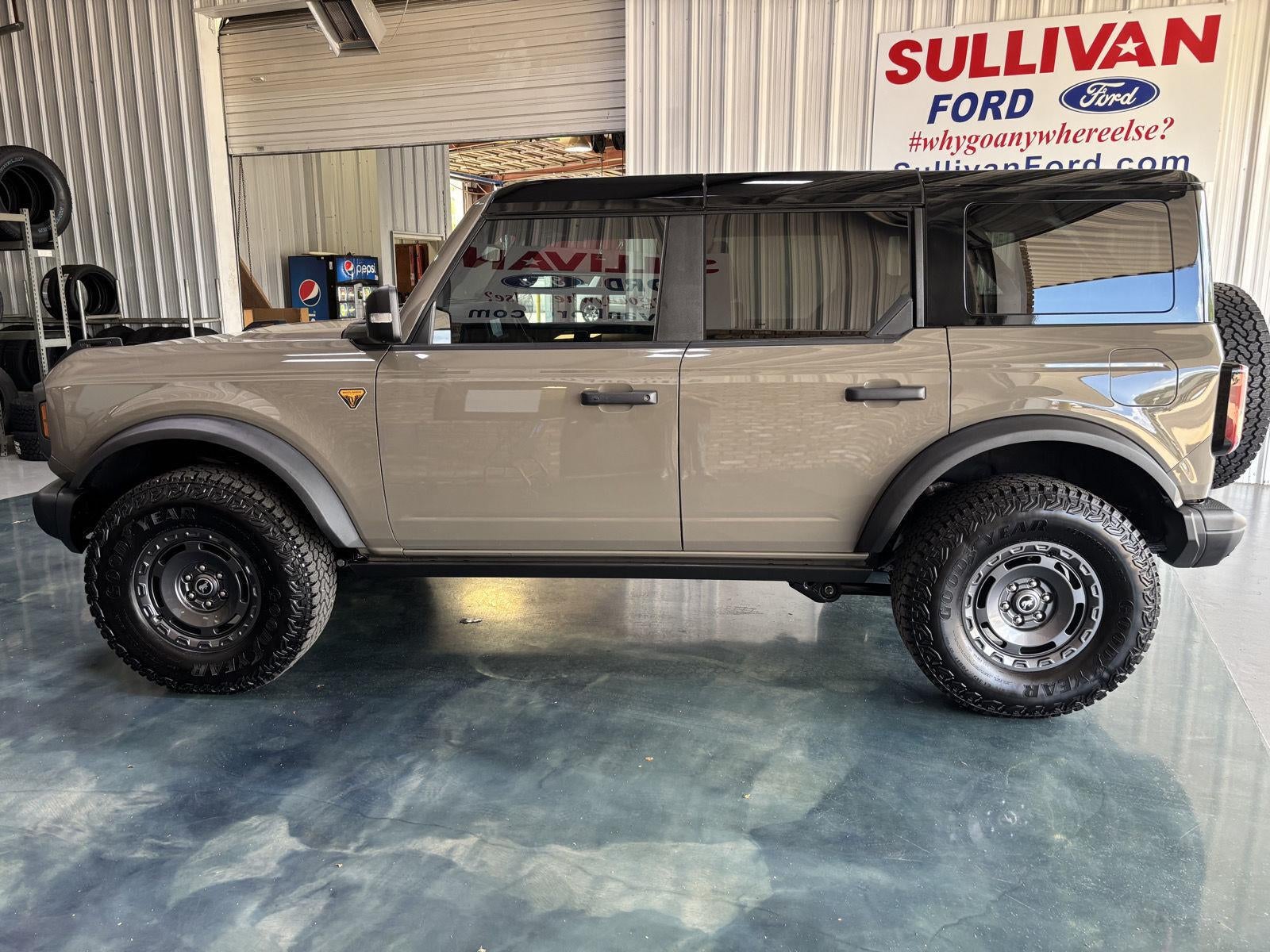 2025 Ford Bronco Badlands