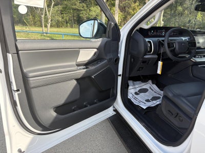 2026 Ford Expedition Max MAX Active