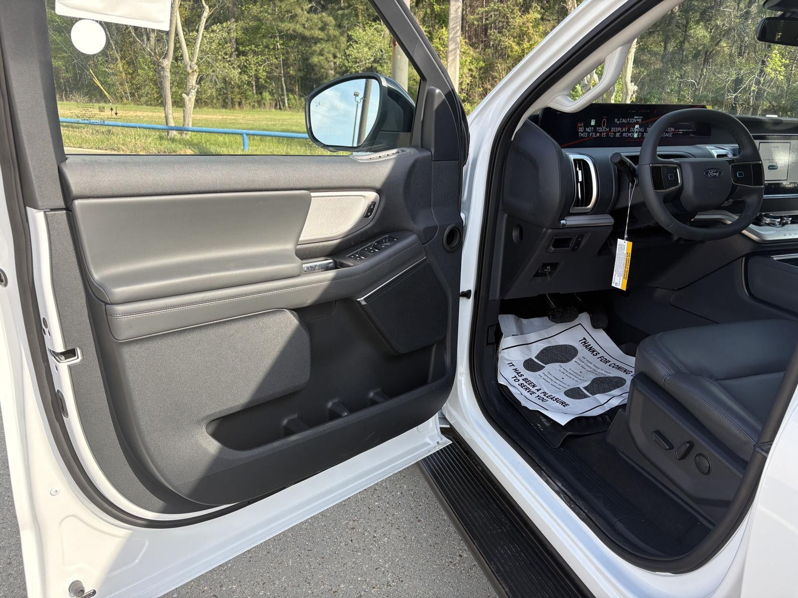 2026 Ford Expedition Max MAX Active