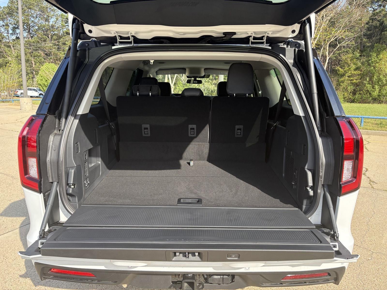 2026 Ford Expedition Max MAX Active