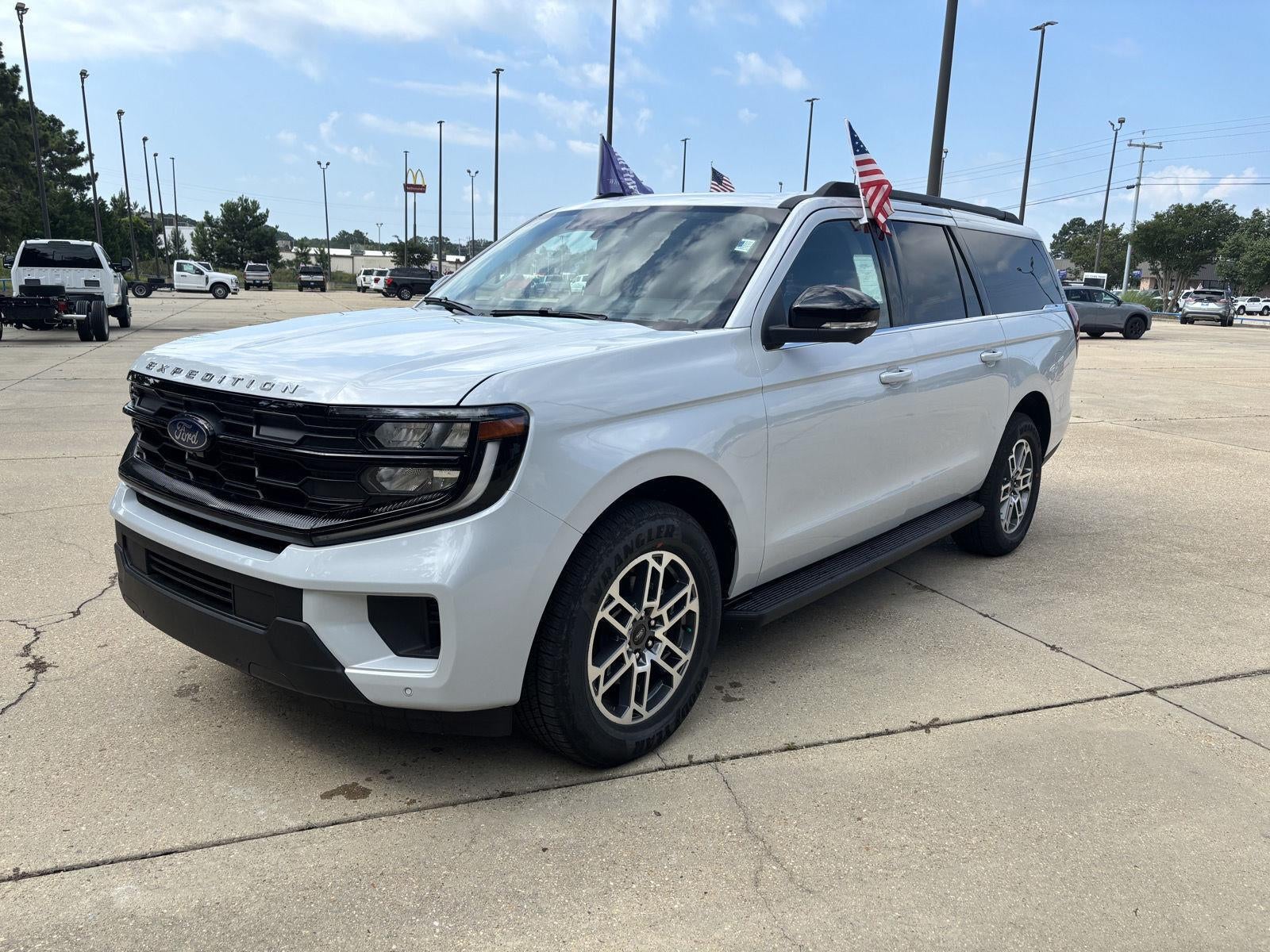 2026 Ford Expedition Max MAX Active