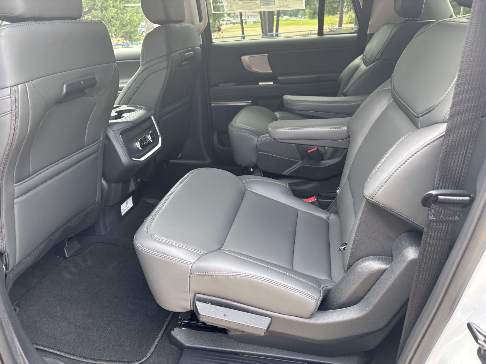 2026 Ford Expedition Max MAX Active
