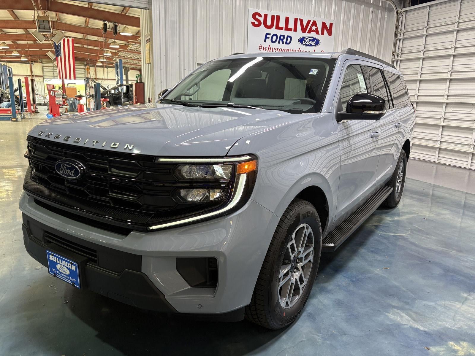 2026 Ford Expedition Active MAX's photo