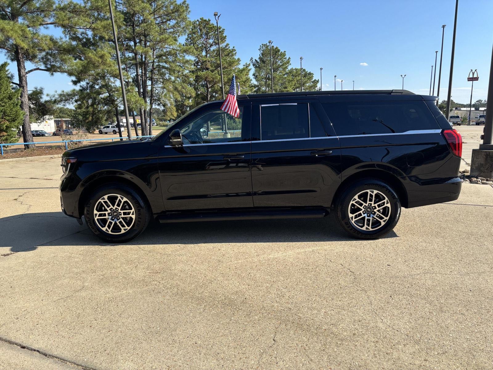 2025 Ford Expedition Max Active