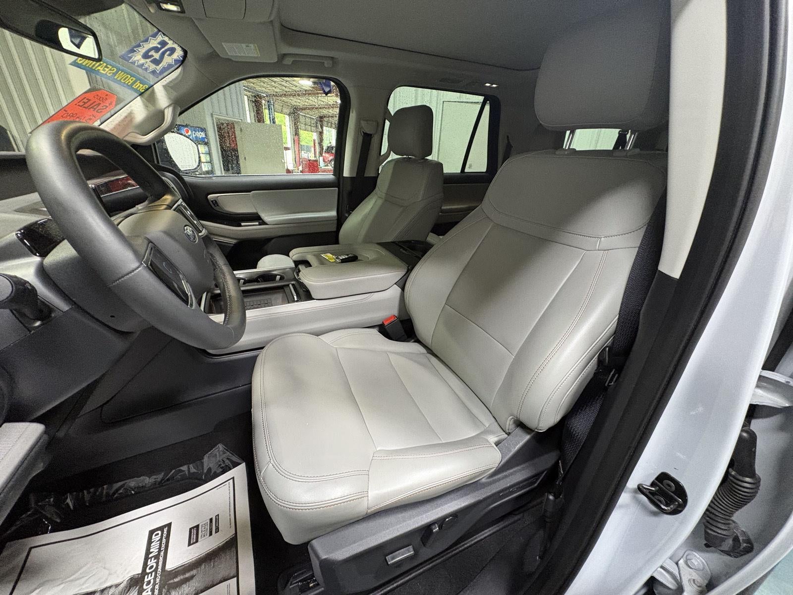 2025 Ford Expedition Max Active