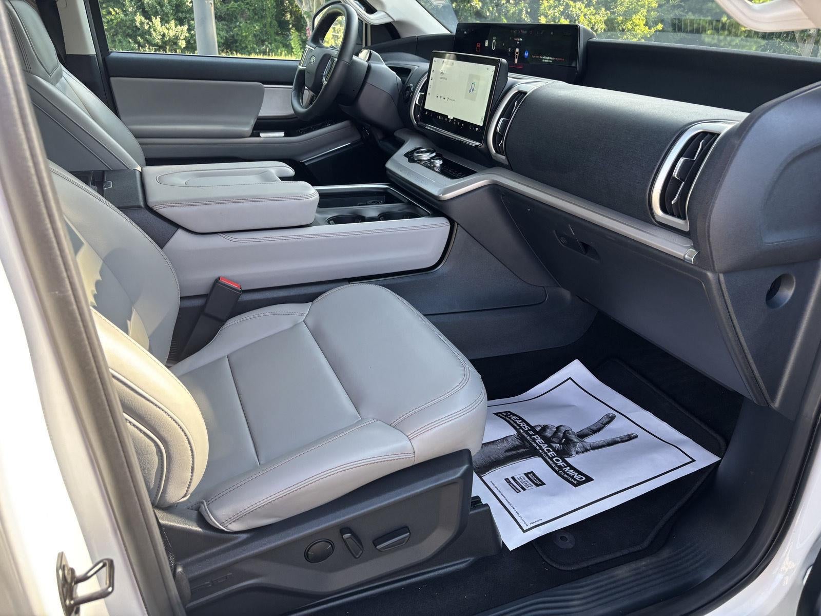 2025 Ford Expedition Max Active
