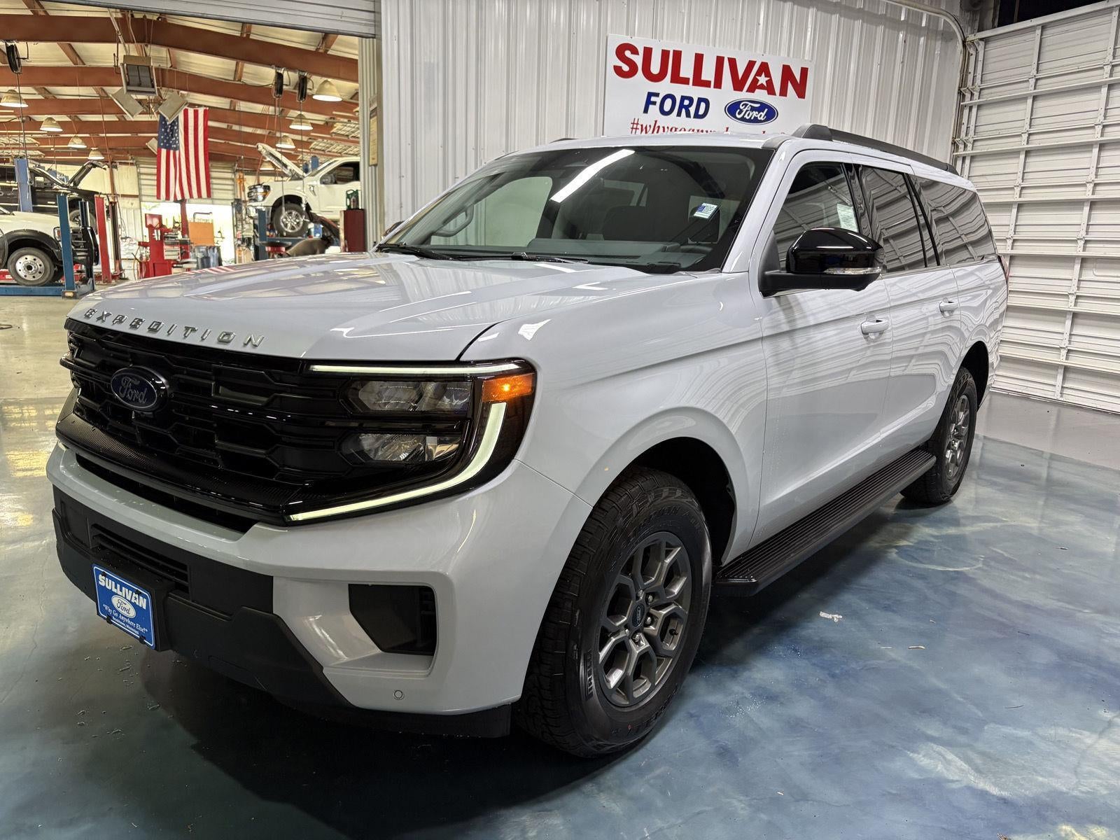 2026 Ford Expedition Active MAX 4x4's photo