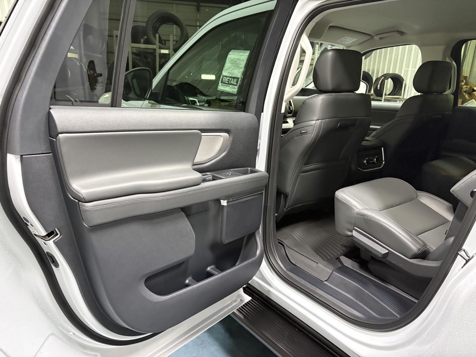 2026 Ford Expedition Max MAX Active