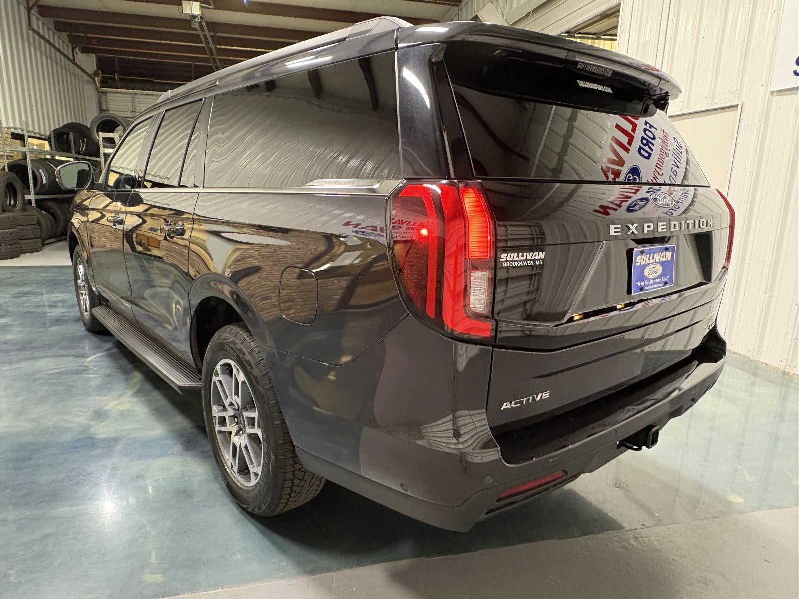 2025 Ford Expedition Max Active