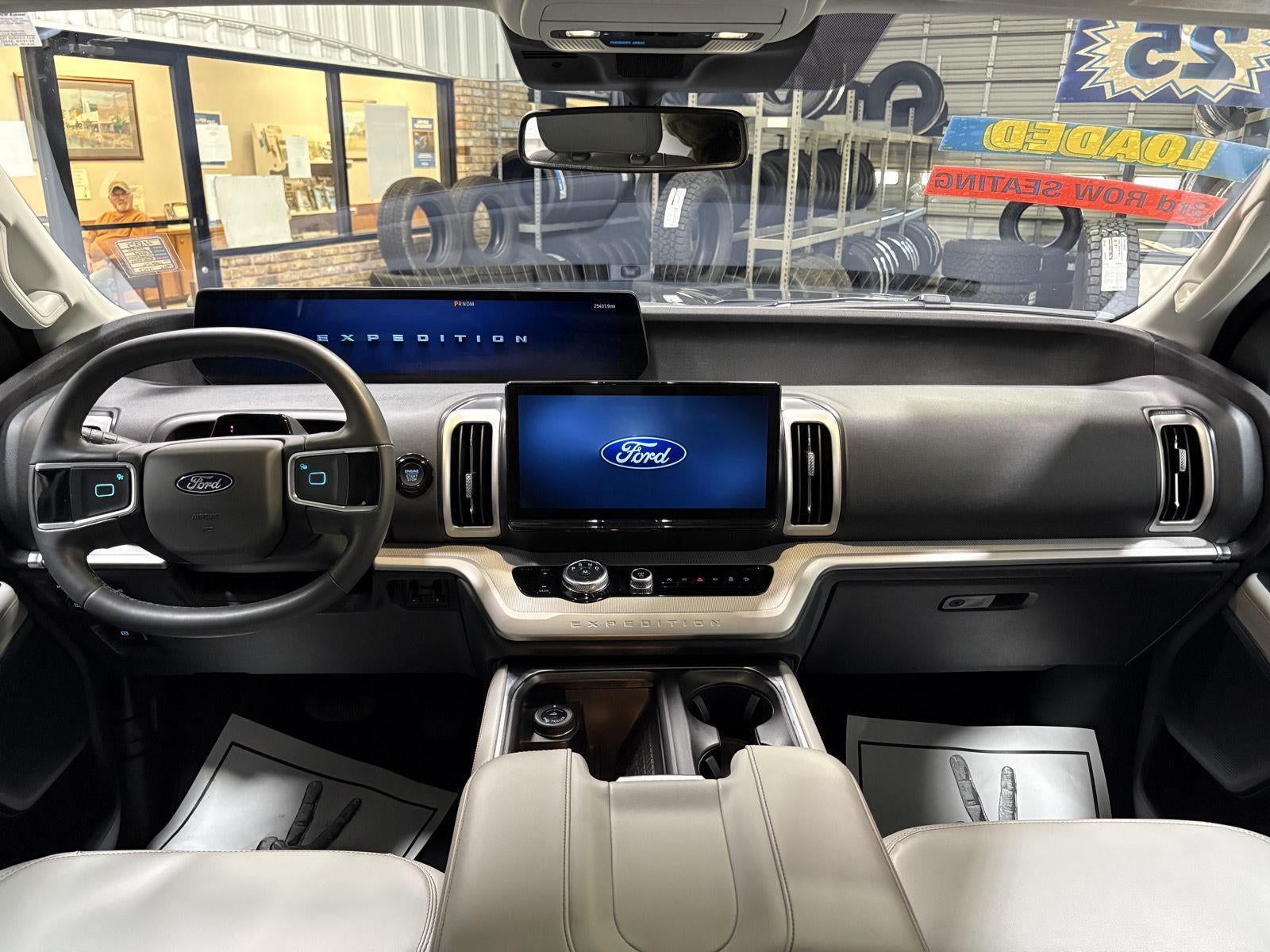 2025 Ford Expedition Max Active