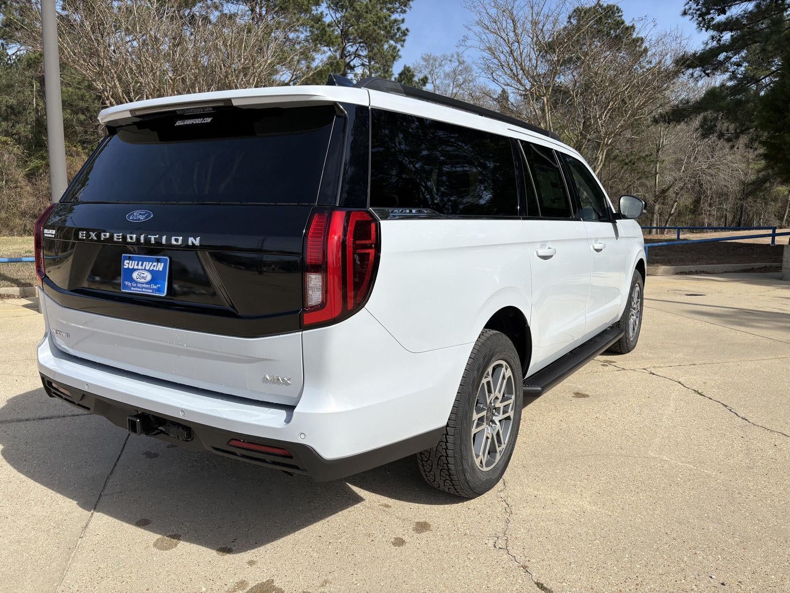 2026 Ford Expedition Max MAX Active