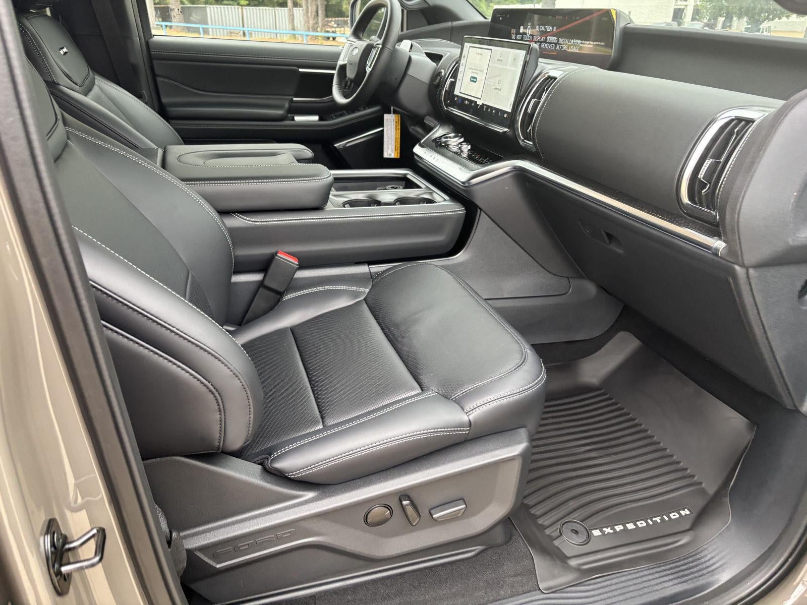 2027 Ford Expedition Max MAX Platinum