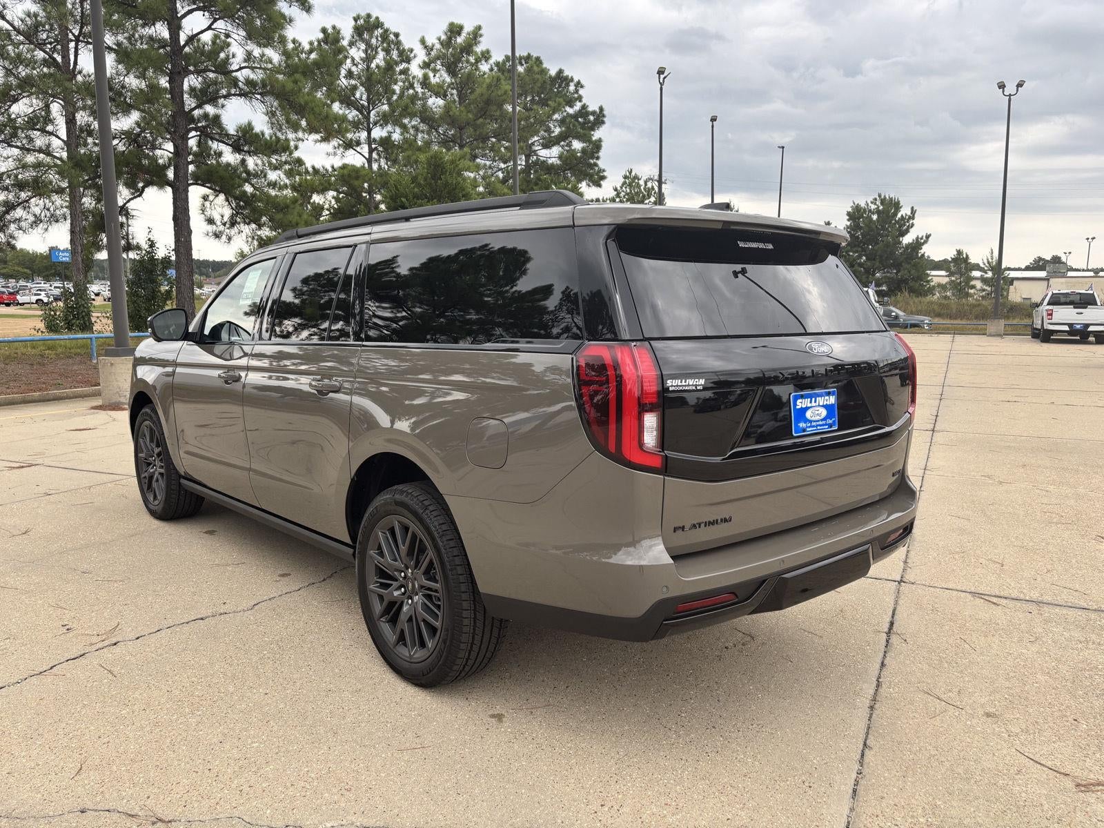 2027 Ford Expedition Max MAX Platinum