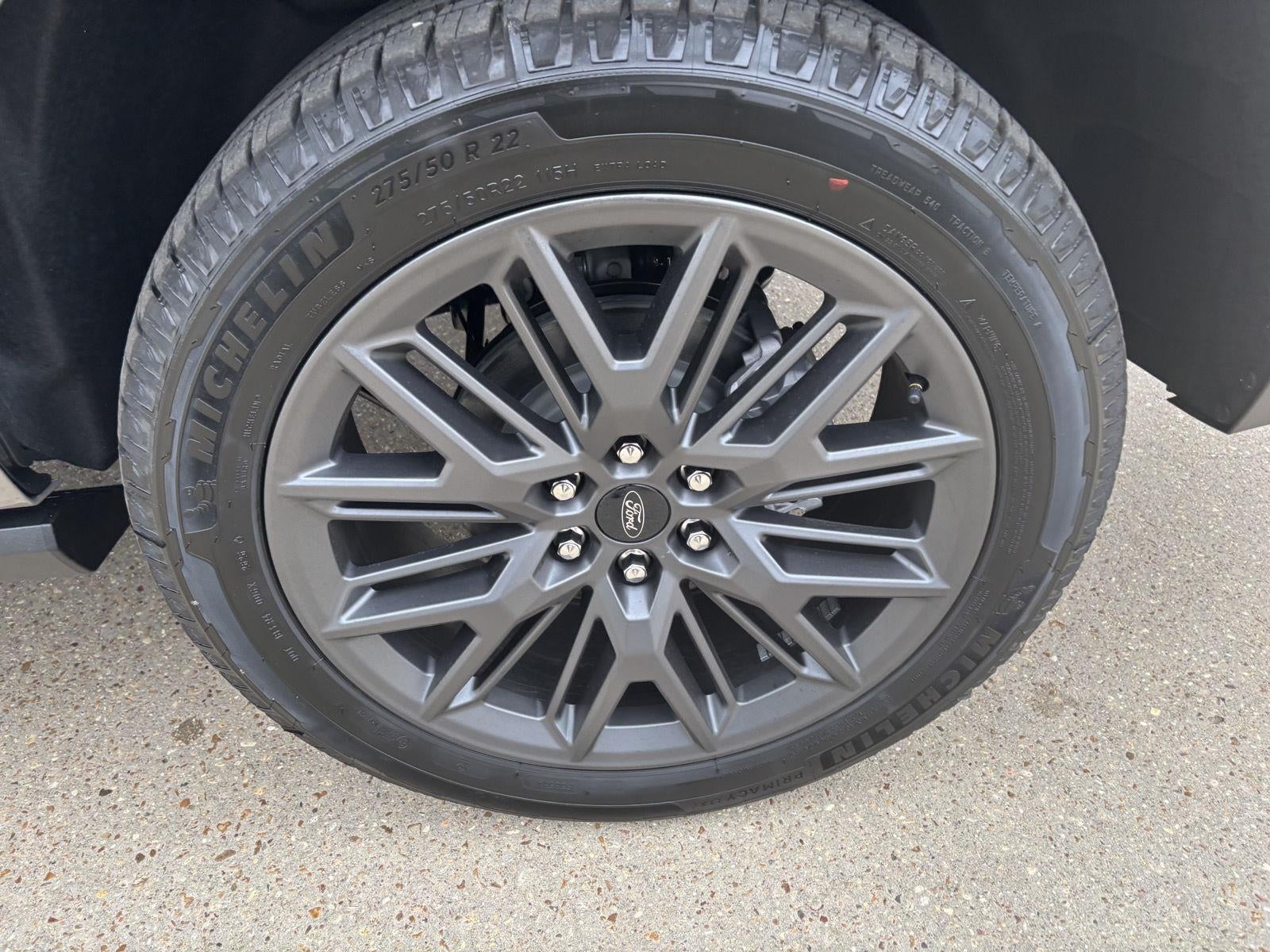 2027 Ford Expedition Max MAX Platinum