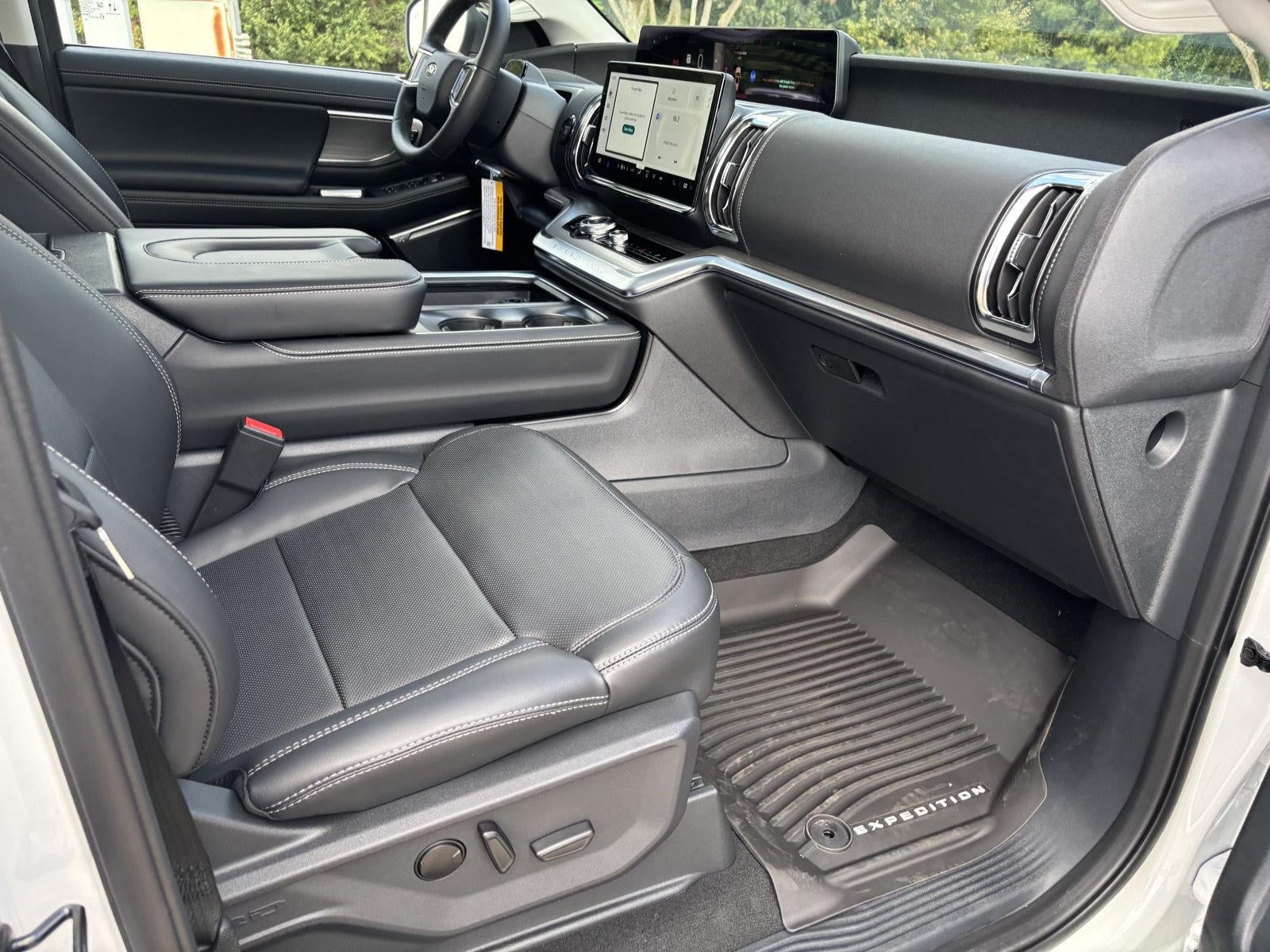 2026 Ford Expedition Max MAX Platinum®