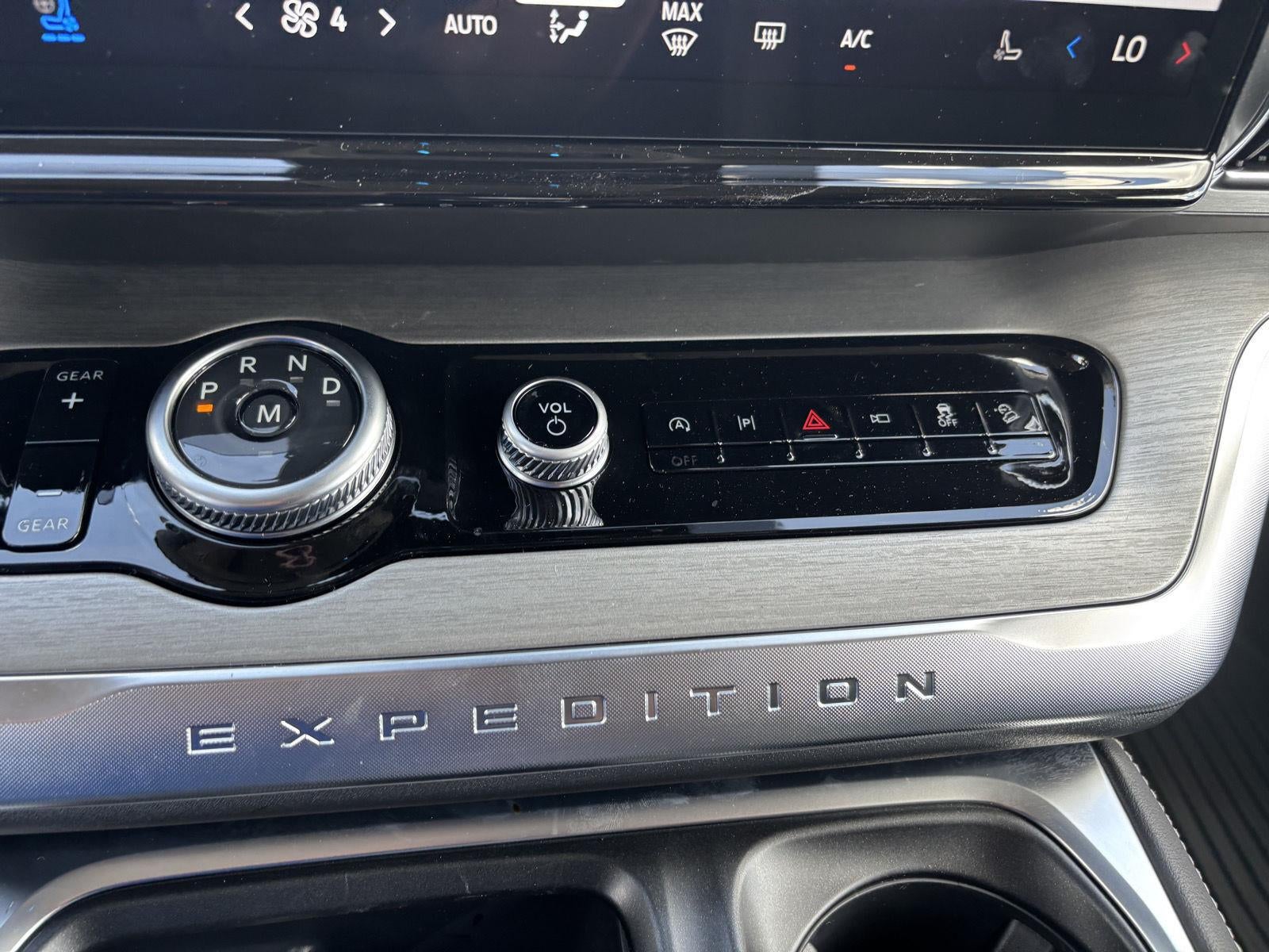 2026 Ford Expedition Max MAX Platinum®
