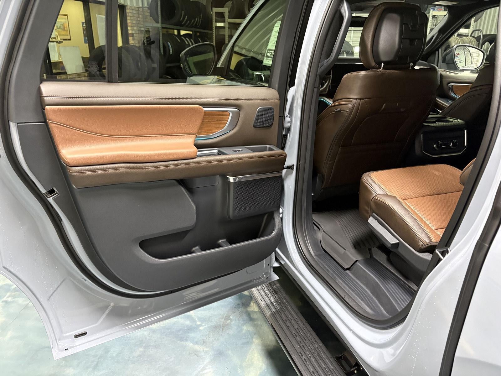 2026 Ford Expedition Max MAX King Ranch®