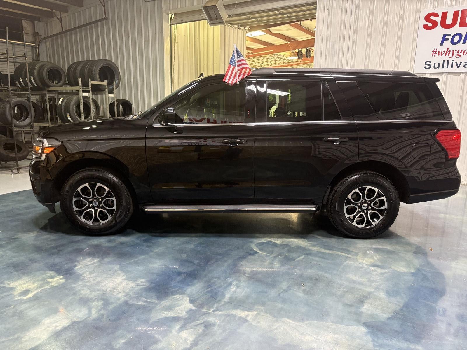 2023 Ford Expedition XLT