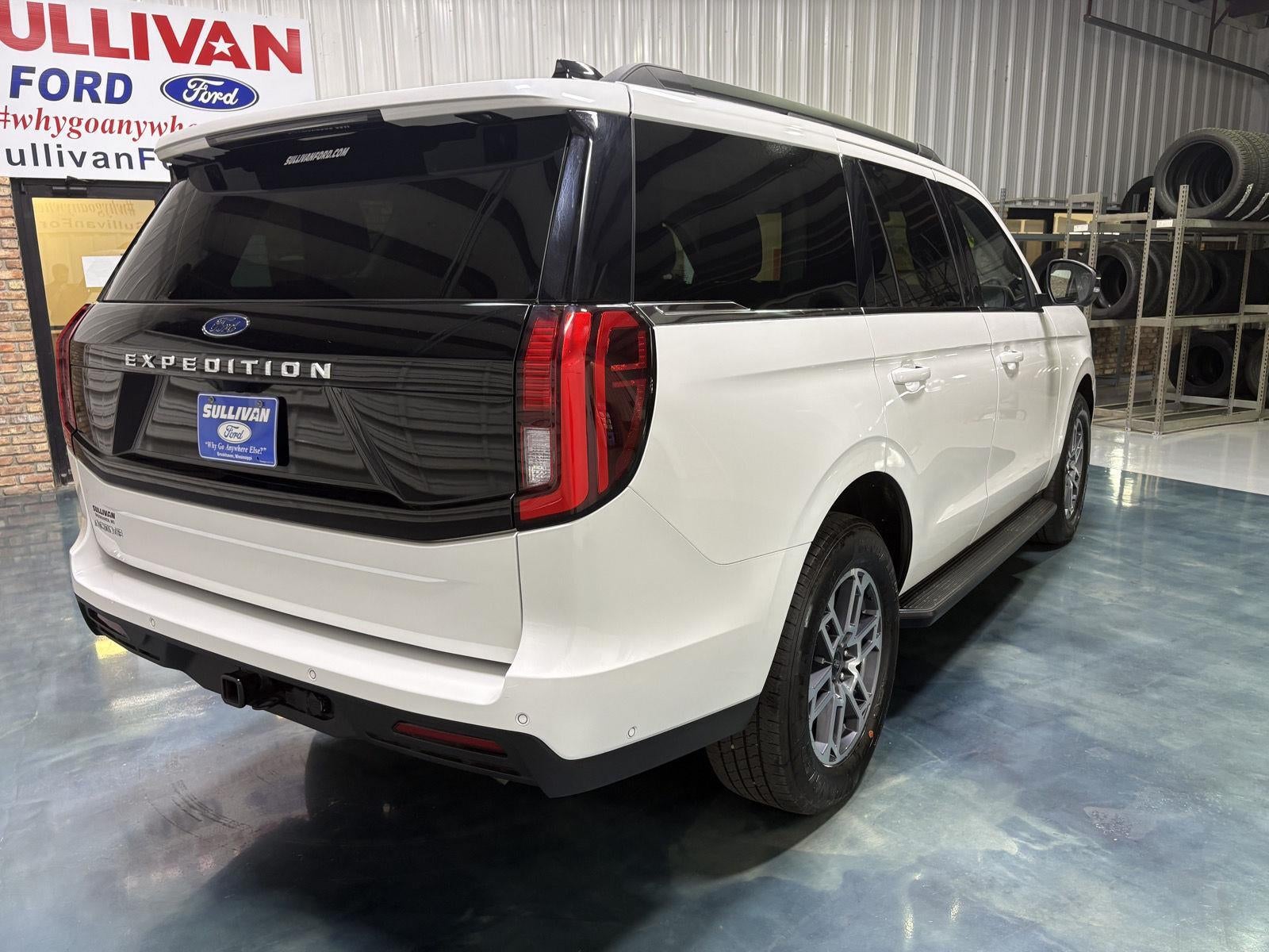 2025 Ford Expedition Active
