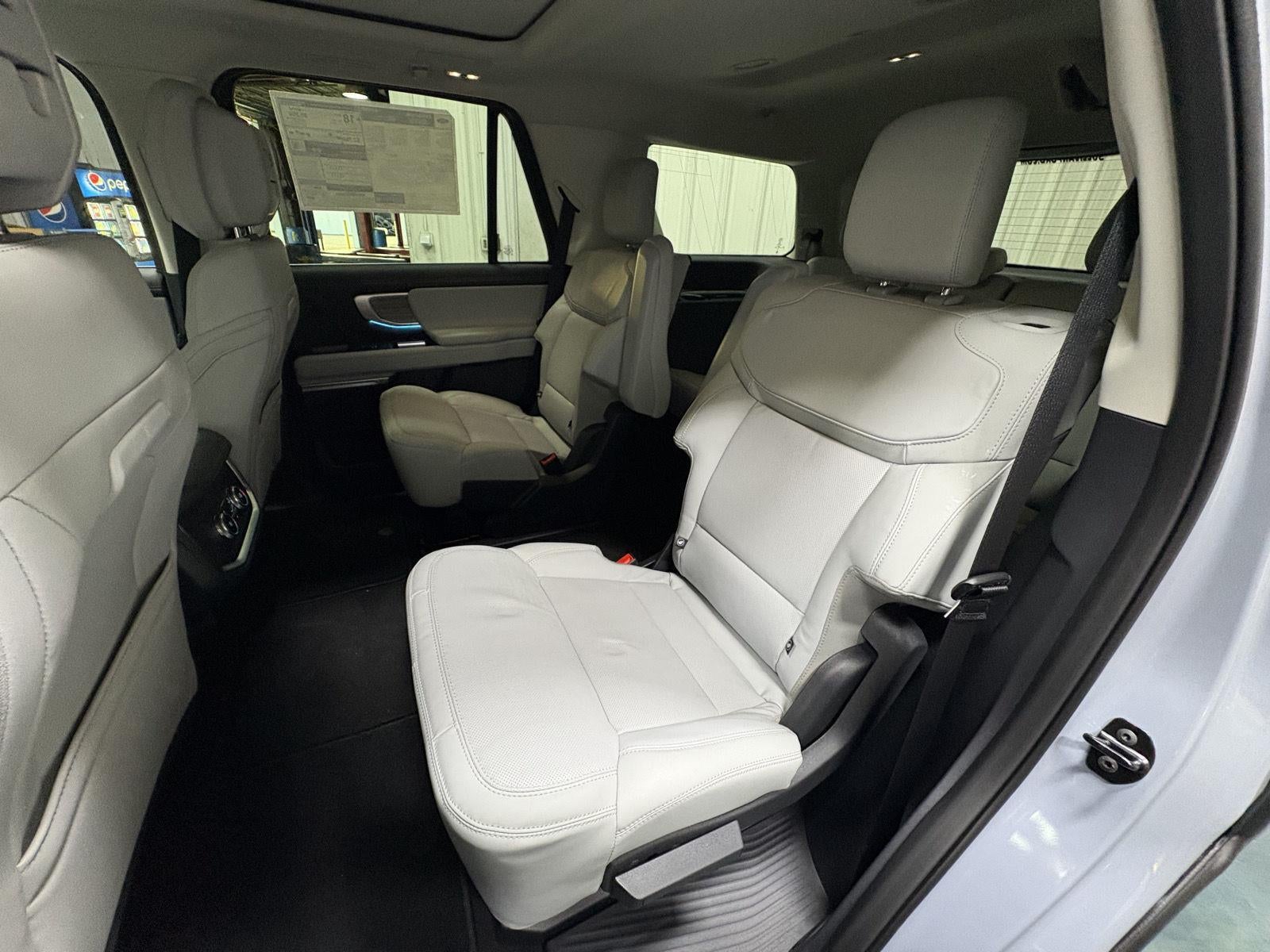 2026 Ford Expedition Platinum®