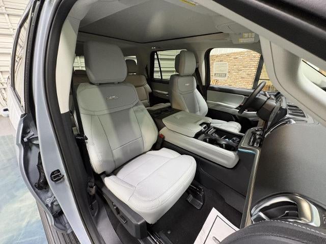 2026 Ford Expedition Platinum®