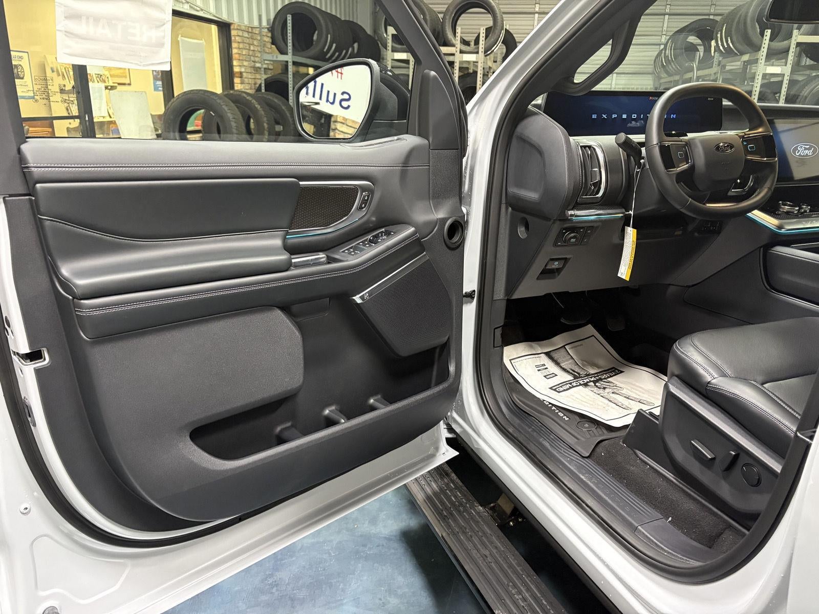 2026 Ford Expedition Platinum®