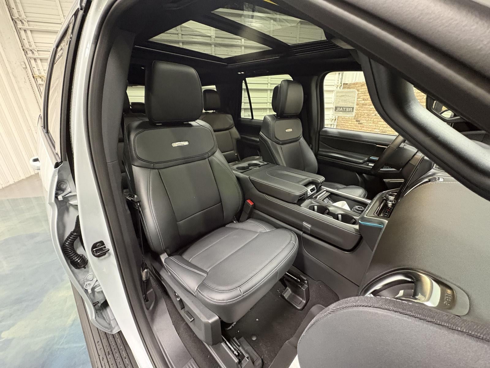 2026 Ford Expedition Platinum®