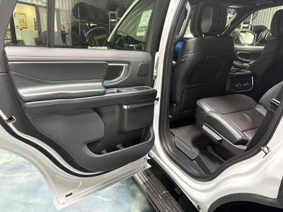 2026 Ford Expedition Platinum®