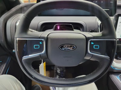 2025 Ford Expedition Platinum®