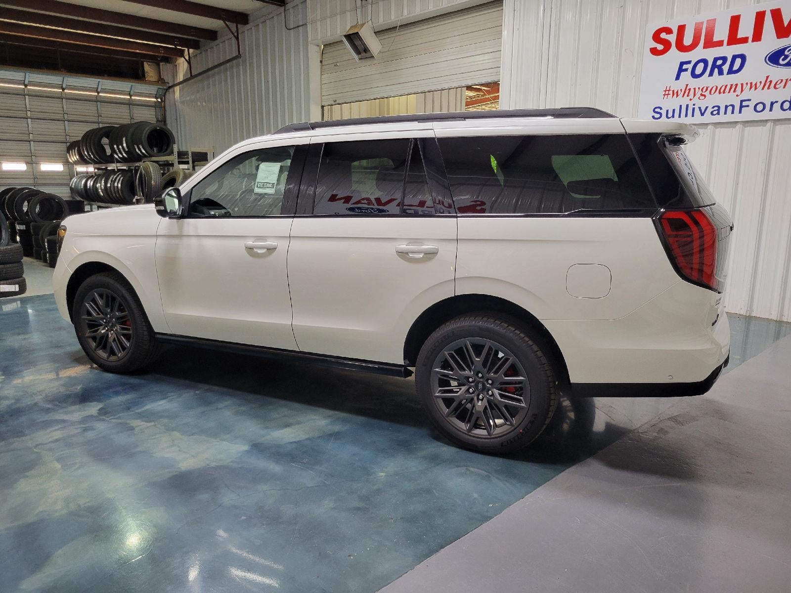 2025 Ford Expedition Platinum®