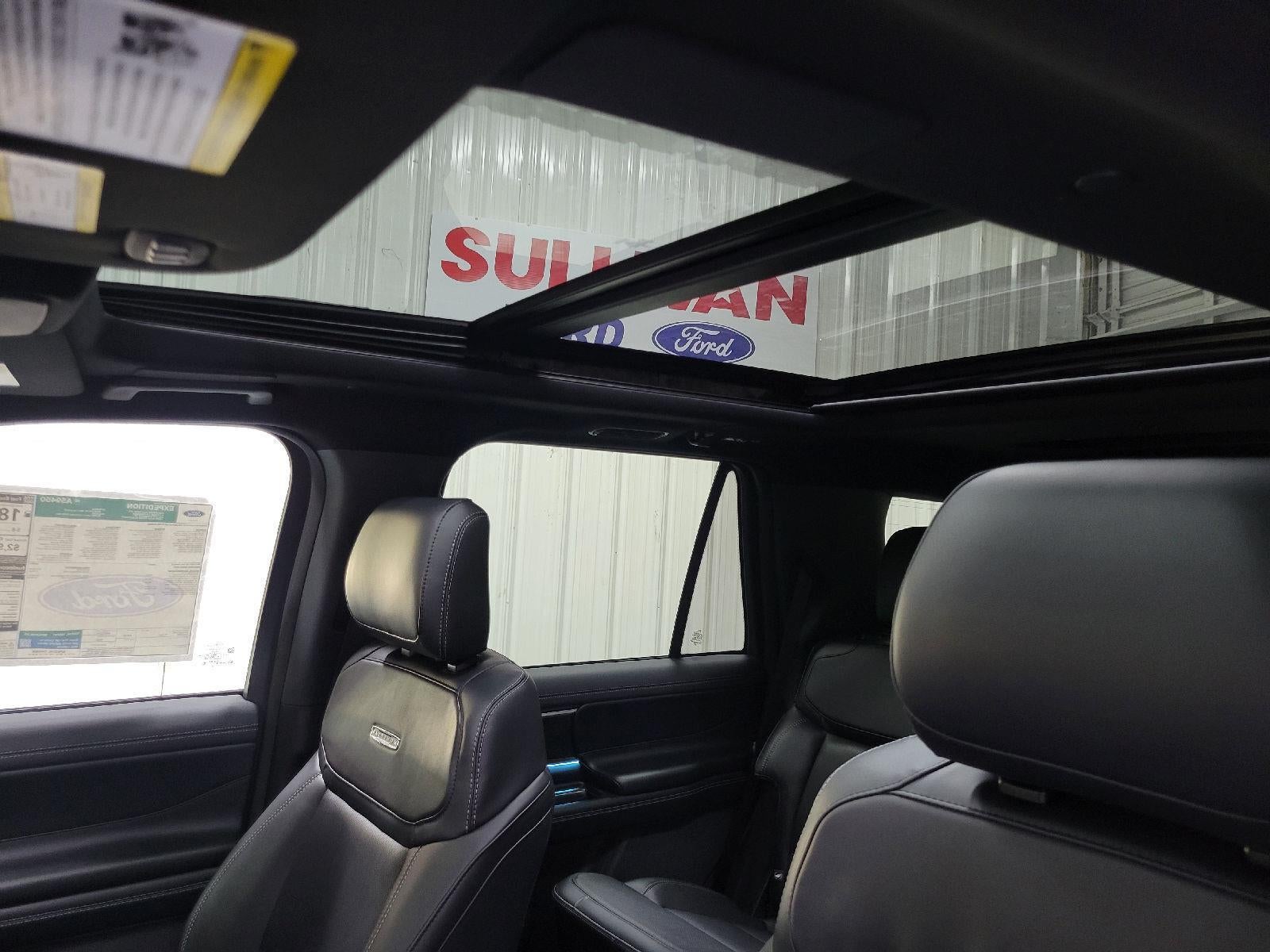 2025 Ford Expedition Platinum®