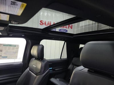 2025 Ford Expedition Platinum®