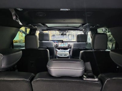 2025 Ford Expedition Platinum®